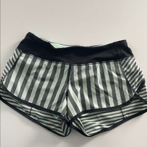Lululemon run speed shorts size 4
